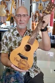 Blueberry Handmade Guitalele Acoustic Guitar Mini Guitar Faith Pre-Order 90 Days